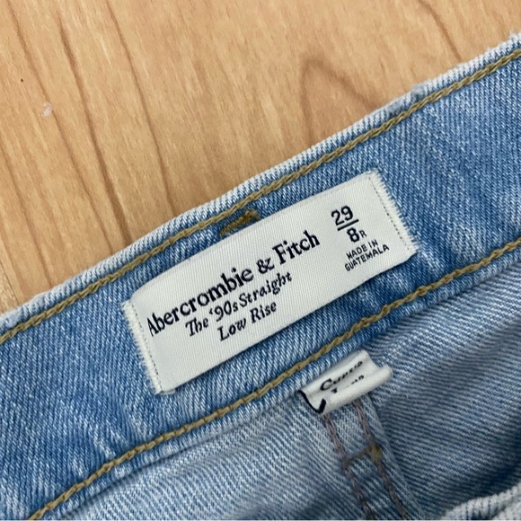 Abercombrie and Fitch Curve Love Low Rise 90s Straight Sz 29/8 - Picture 1 of 3